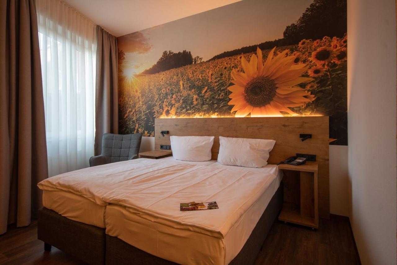 Hotel Stadt Aurich Zewnętrze zdjęcie